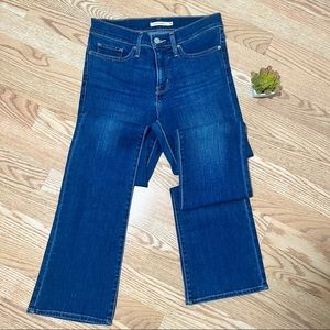 Levi’s 315 Shaping Bootcut Sz 28